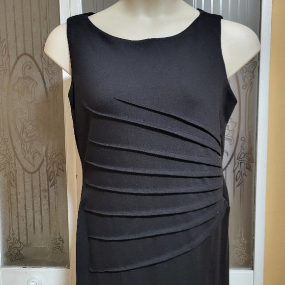 Ivanka Trump Ladies Black Dress With Side Zipper Accent - Picture 5 of 10